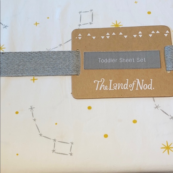 Land of Nod toddler-crib sheet set, 100% organic. Constellation design! - Picture 2 of 3